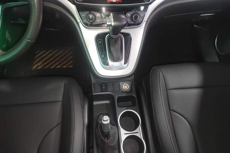 Used Haval M6 2017 1.5T Automatic Two-Wheel Drive Elite Model
