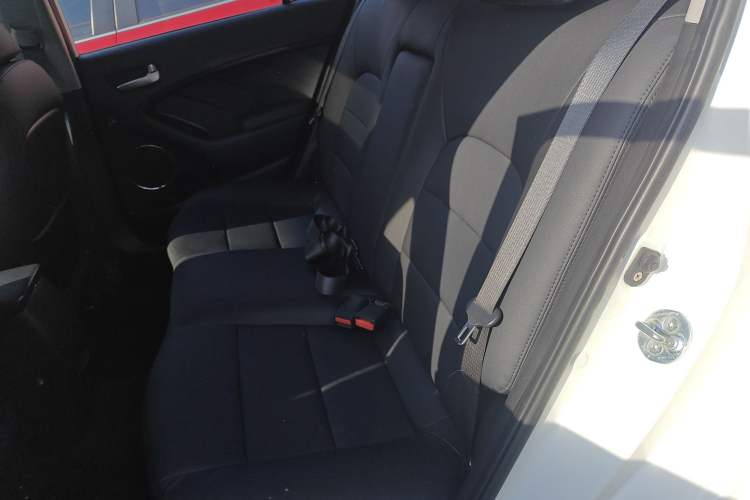 Used Kia K3 2015 1.6L Automatic GLS