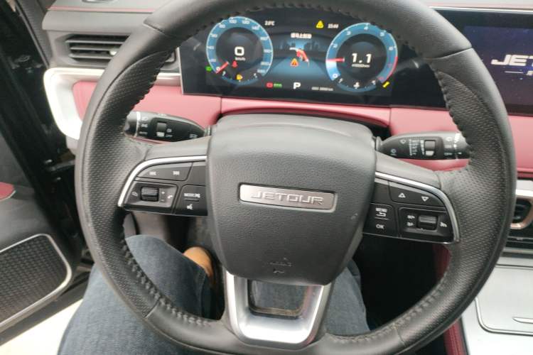 Used JETOUR X70 PLUS 2023 1.5T DCT Ziqiang PRO 5-Seater
