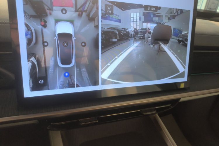 Used  eπ007 2024 Pure Electric 540 All-Wheel Drive Max Edition