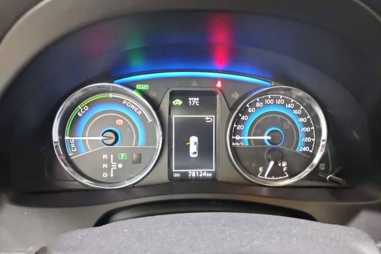 Used Toyota Corolla 2018 Dual-Engine 1.8L E-CVT Smart Edition
