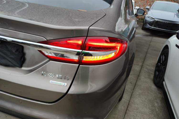 Used Ford Mondeo 2017 EcoBoost 180 Luxury Model