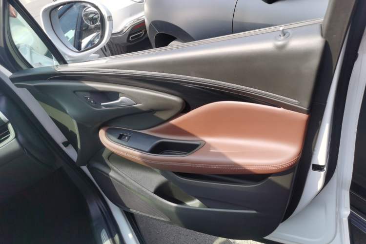 Used Buick Envision 2019 20T Two-Wheel Drive Luxury Version China V Standard
