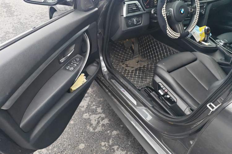 Used BMW 3 Series GT 2020 320i M Sport Package
