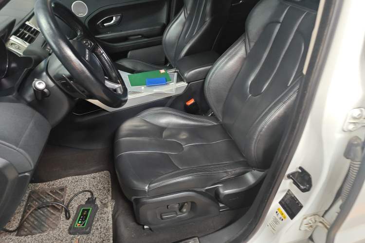 Used Land Rover Range Rover Evoque 2015 2.0T Five-Door Zhiyao Edition
