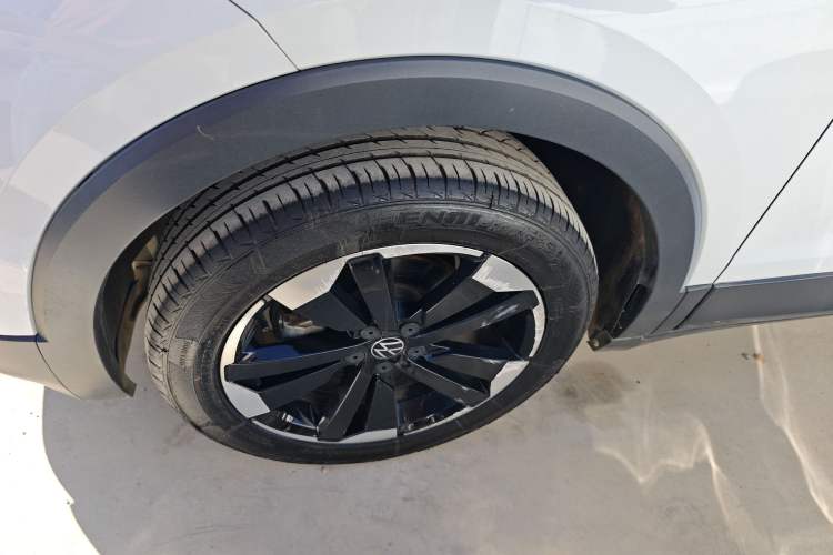 Used Volkswagen Tacqua 2021 200TSI DSG JoyConnect Edition
