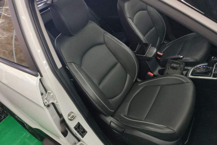 Used Hyundai ix25 2017 1.6L Automatic Smart Version
