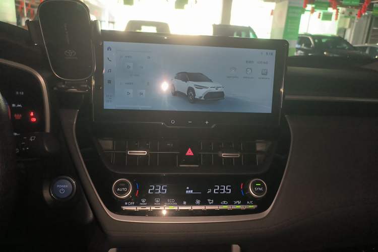 Used Toyota FRONTLANDER 2023 2.0L Smart Electric Hybrid Dual-Engine Luxury Edition
