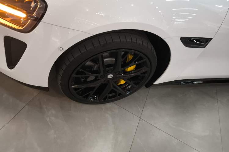 Used  SU7 2024 Four-Wheel Drive Ultra-Long Range Advanced Intelligent Driving Max Edition
