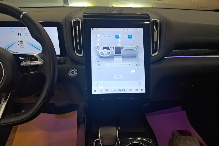 Used Hongqi HS3 2023 1.5T Two-Wheel Drive Shanwei Edition
