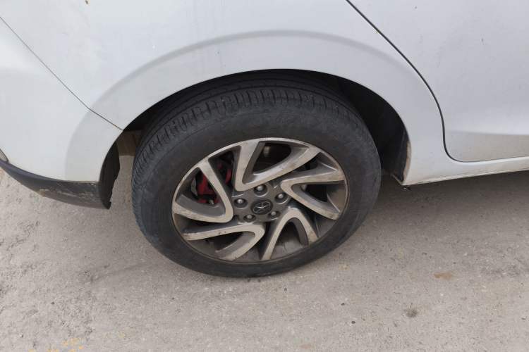 Used  Refine S2 2015 1.5L Manual Luxury Smart Model
