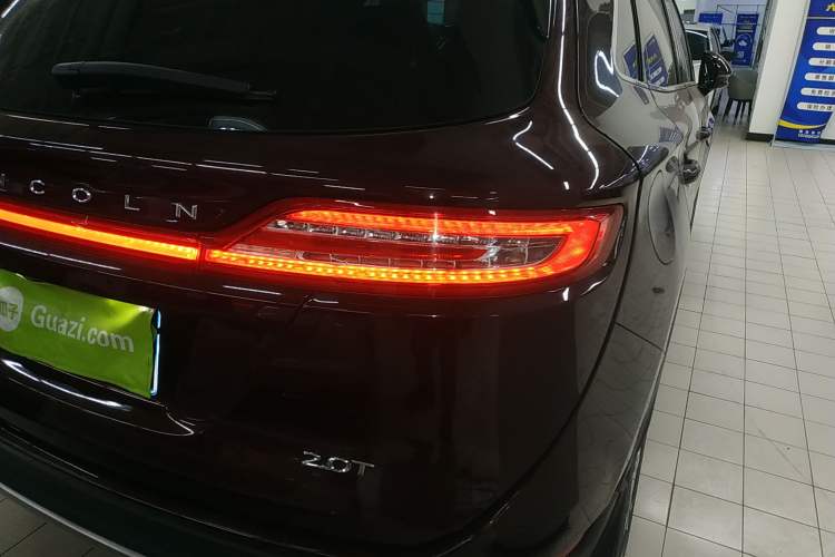 Used Lincoln MKC 2017 2.0T Two-Wheel-Drive Luxury Edition