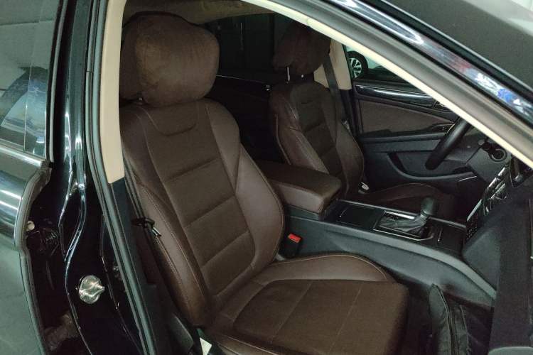 Used Hongqi H7 2019 3.0L Prestige Edition
