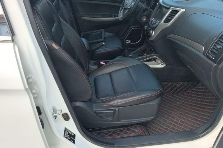 Used Changan CS35 2014 1.6L Manual Luxury Model China IV Standard
