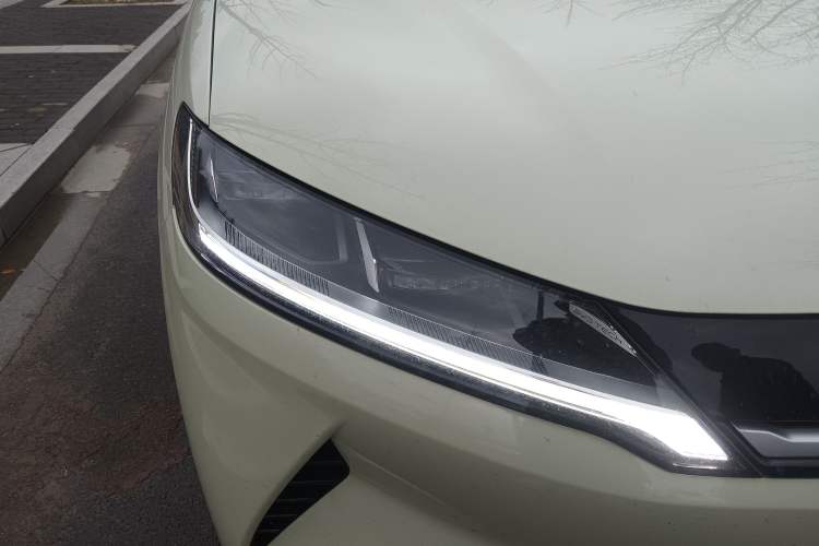 Used BYD Yuan UP 2024 401KM Leading Edition