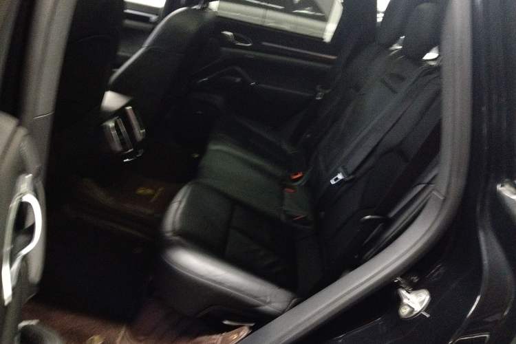 Used Porsche Cayenne (Parallel Import) 2013 3.6L automatic transmission U.S. specification
