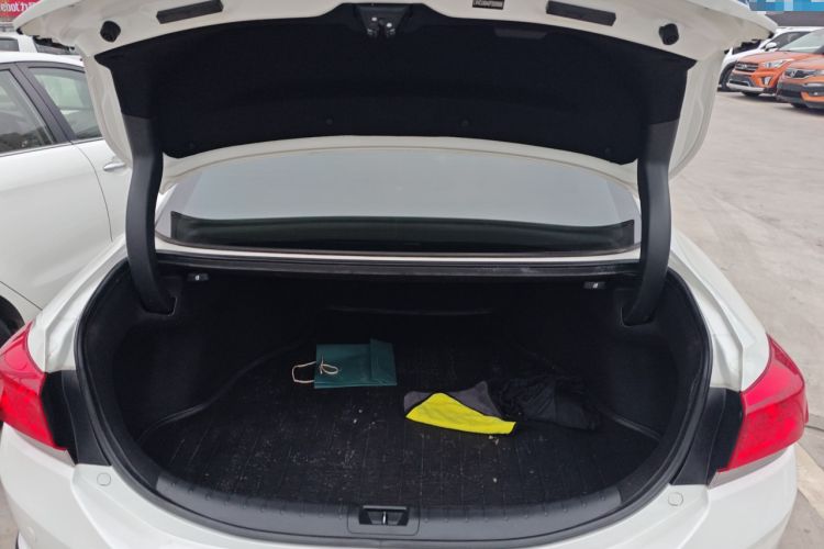 Used Honda Spirior 2015 2.4L Prestige Edition
