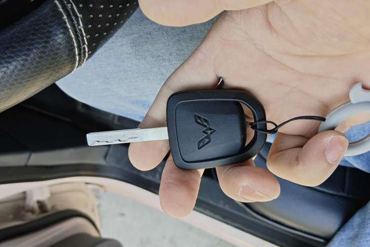 Used Wuling Hongguang MINIEV 2021 Macaron Premium Model – Lithium Iron Phosphate
