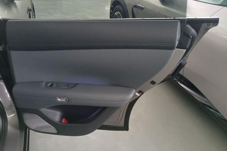 Used  YU7 2025 Ultra-Long Range Rear-Wheel Drive Version
