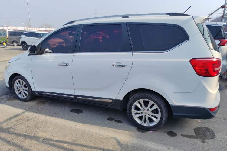 Used Baojun 730 2016 1.5L Manual Comfort Version 7 Seats China V Emission Standard