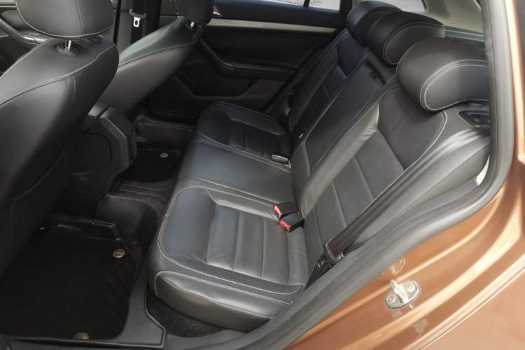 Used Volkswagen Gran Lavida 2015 230TSI DSG Comfort Edition