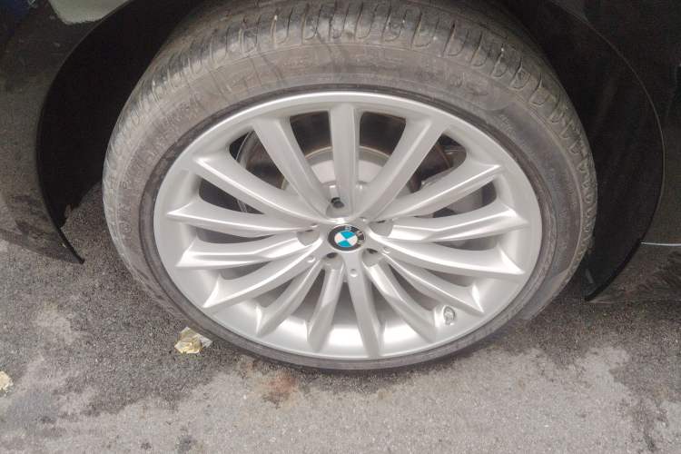 Used BMW 5 Series 2023 530Li Luxury Edition Premium Package