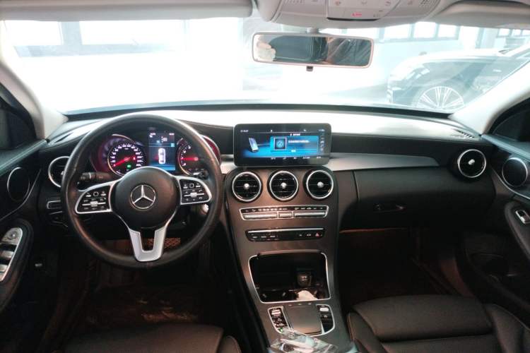 Used Mercedes-Benz C-Class 2019 C 180 L Fashion Edition Sport Version
