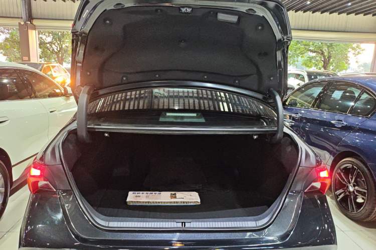 Used Toyota Avalon 2023 2.0L Luxury Edition
