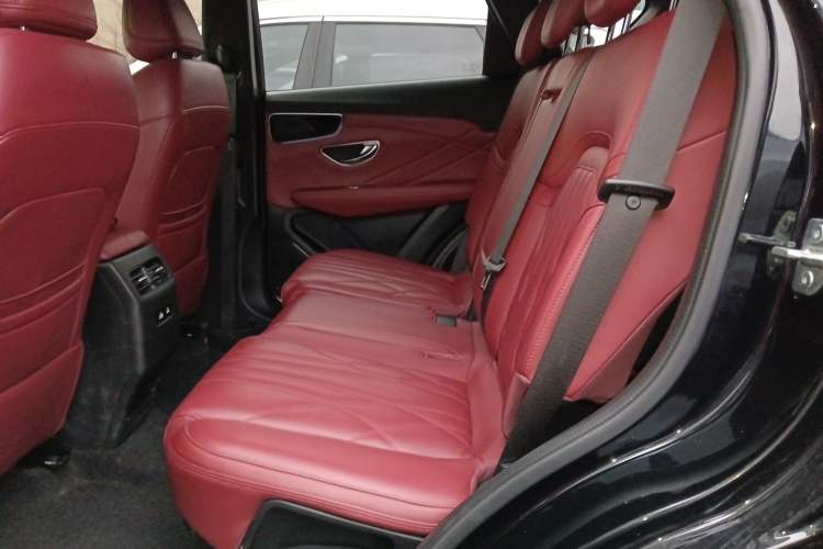 Used JETOUR X70 PLUS 2025 1.5T Luxury Edition 7-Seater