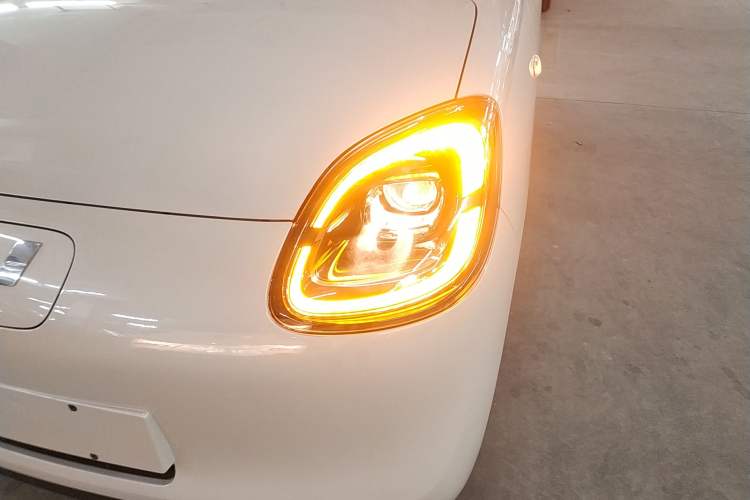 Used Wuling Hongguang MINIEV 2025 Four-Door Version Advanced Edition
