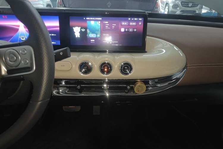 Used Wuling Bingo 2023 410 km Lingxi Deluxe Edition
