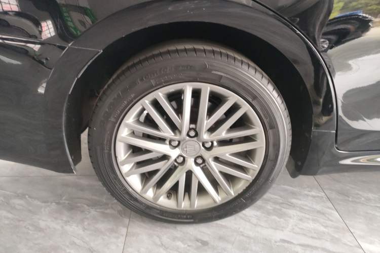 Used Toyota Crown 2017 2.0T Sport Edition
