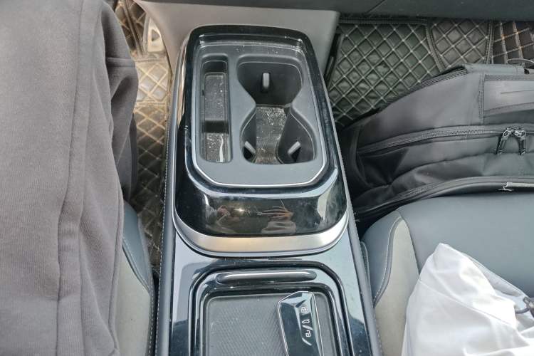 Used Volkswagen ID.4 CROZZ 2021 Long-Range PRO Two-Wheel Drive Version
