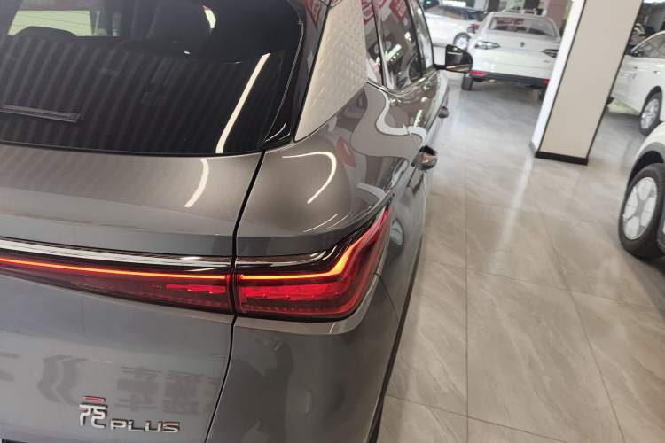 Used BYD Yuan PLUS 2024 Honor Edition 510KM Beyond Model
