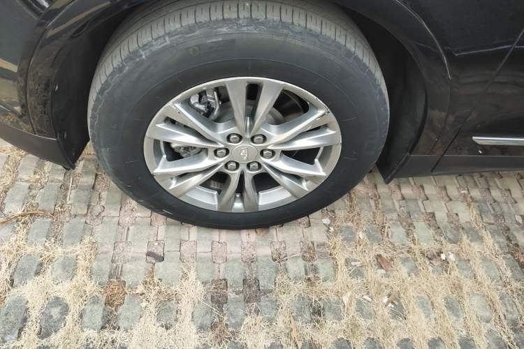 Used Cadillac XT5 2021 28T Luxury Version
