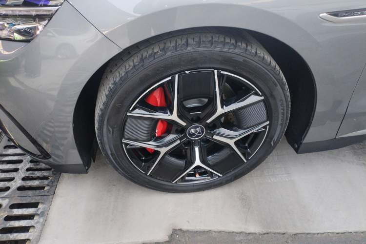 Used BYD Han 2022 EV Genesis Edition 715KM Front-Wheel-Drive Prestige Model