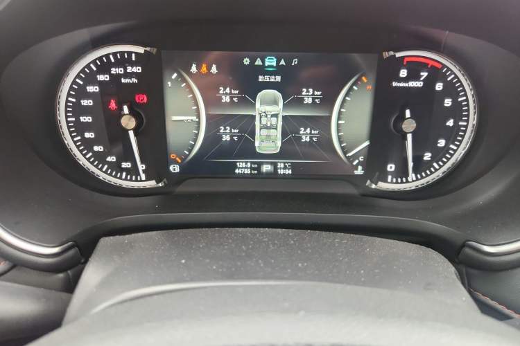 Used MG HS 2018 20T Automatic Two-Wheel Drive Hormone Passion Edition China V Standard