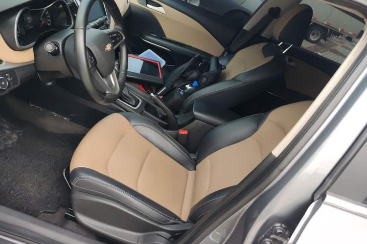 Used Chevrolet Monza 2022 320 Automatic Enjoyment Sunroof Version