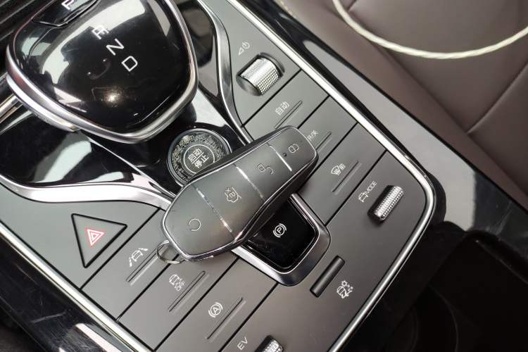 Used BYD Song MAX New Energy 2022 DM-i 105KM Flagship Model