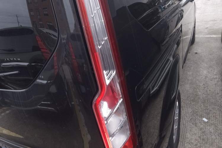 Used Ford Tourneo Custom 2020 2.0T Automatic Elite Edition China VI Standard
