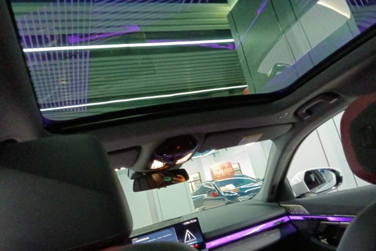 Used BMW 5 Series 2025 530Li Luxury Edition M Sport Package
