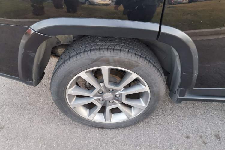 Used  Compass 2014 2.4L four-wheel drive luxury navigation version
