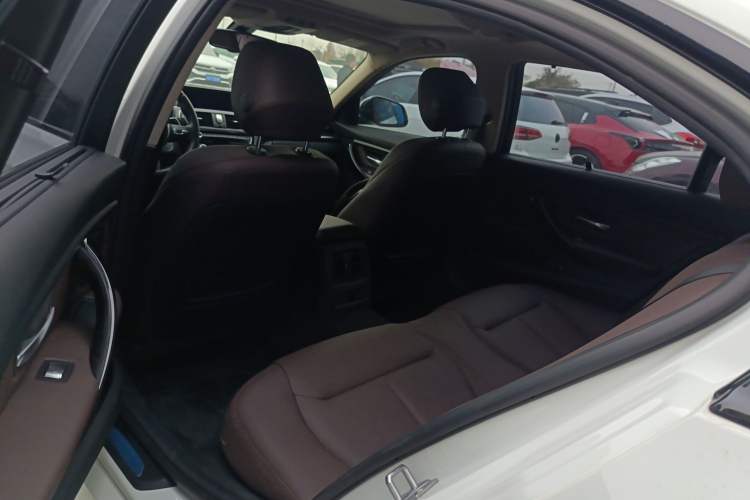 Used BMW 3 Series 2018 320Li Leading Model M Sport Package
