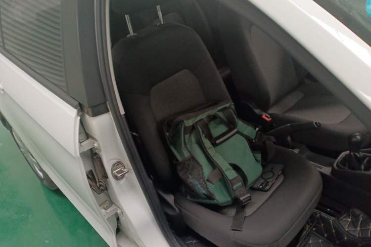 Used Volkswagen Jetta 2017 1.5L Manual Fashion Edition
