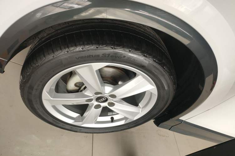 Used Audi Q2L 2023 35TFSI Advanced Elegant Model
