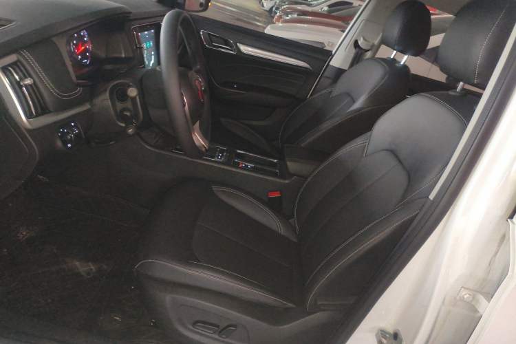 Used Roewe i6 2020 PLUS 20T TST 4G Connected Glory Flagship Edition
