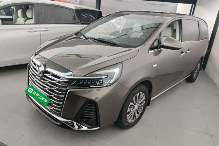 Used Buick GL8 2023 Land Executive Class 652T Luxury Model