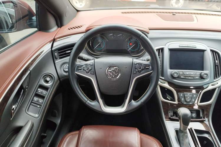 Used Buick LaCrosse 2014 2.0T SIDI Elite Tech Version
