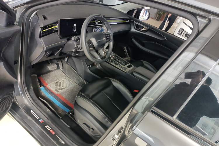 Used Roewe RX5 2021 PLUS 330TGI Automatic National Style Smart Enjoyment Edition
