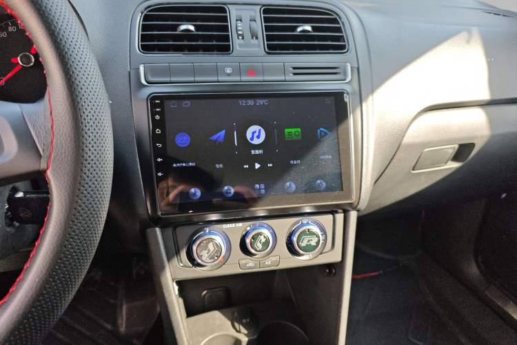 Used Volkswagen Polo 2016 1.4L Manual Fashion Model